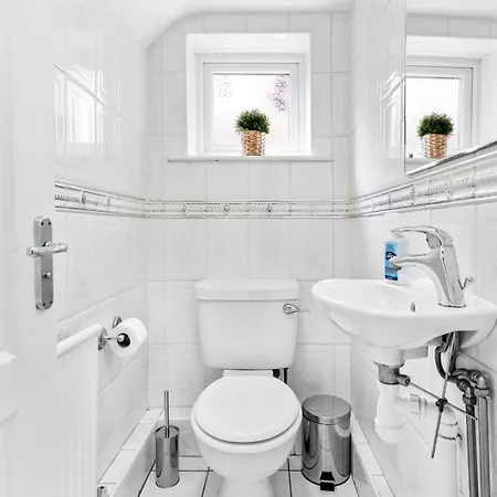Spacious 5 Bedroom House Nottingham Extérieur photo