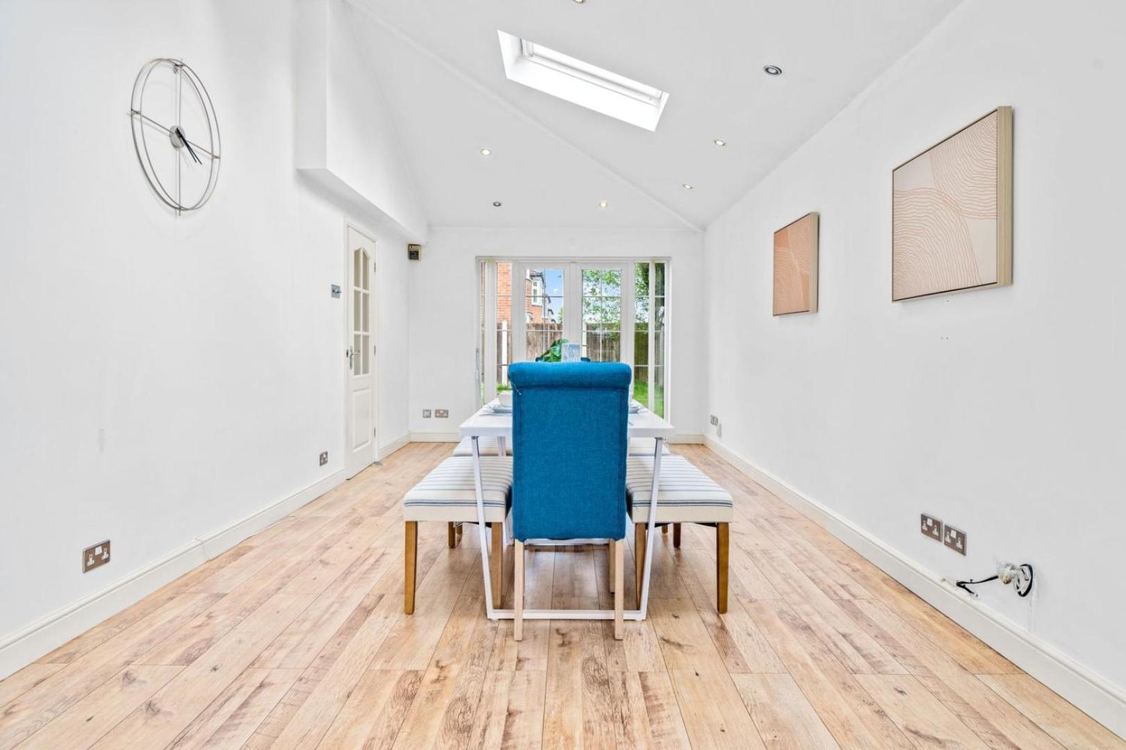Ferienhaus Spacious 5 Bedroom House *